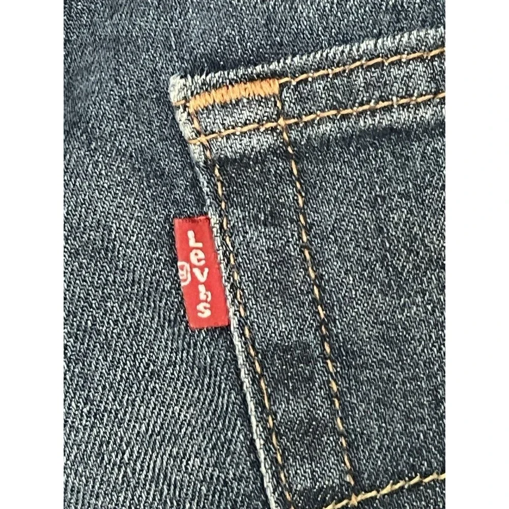 Levi’s 514 Straight Fit Medium Wash Blue Denim Jeans Men’s 33x30